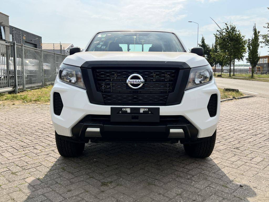 Nissan Navara XE 2.5D for sale