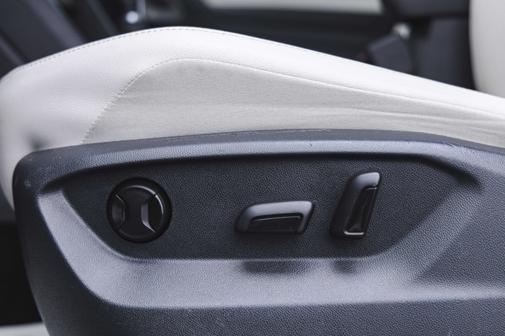 Volkswagen Tiguan SEL 2019 фото 16