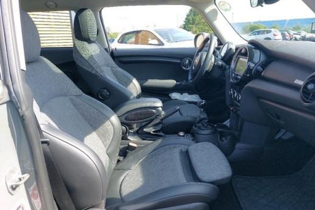 MINI One 2017 фото 5