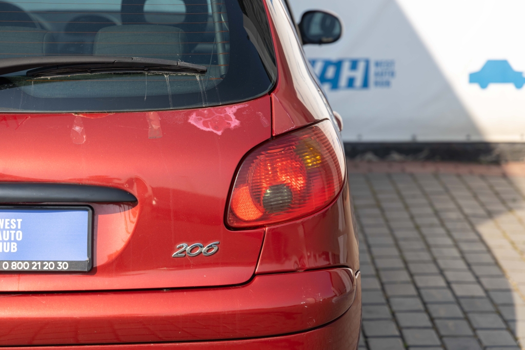 Peugeot 206 2007 photo 7