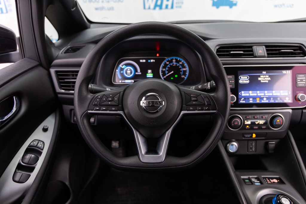 Nissan Leaf 2021 фото 20