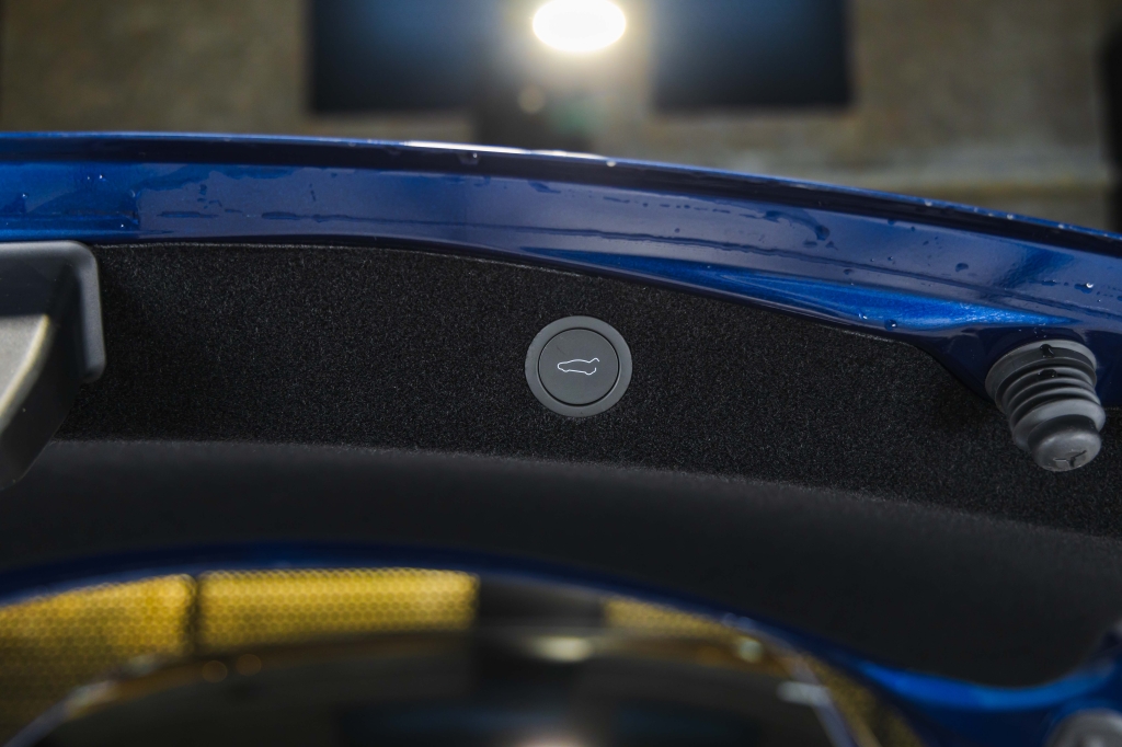 Tesla Model 3 2024 фото 45