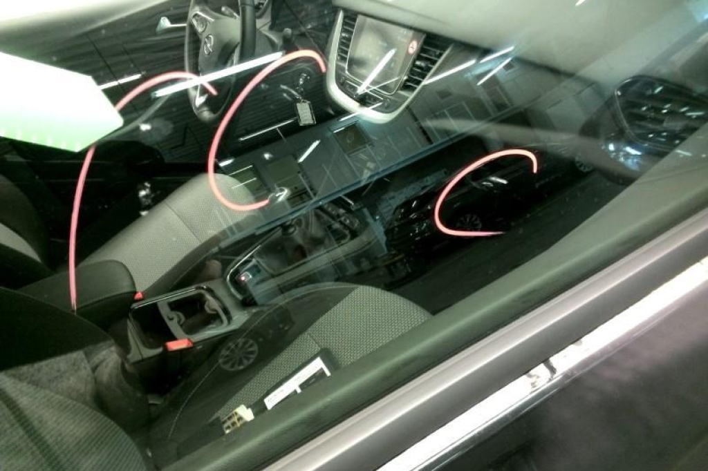 Opel Grandland X 2020 фото 8