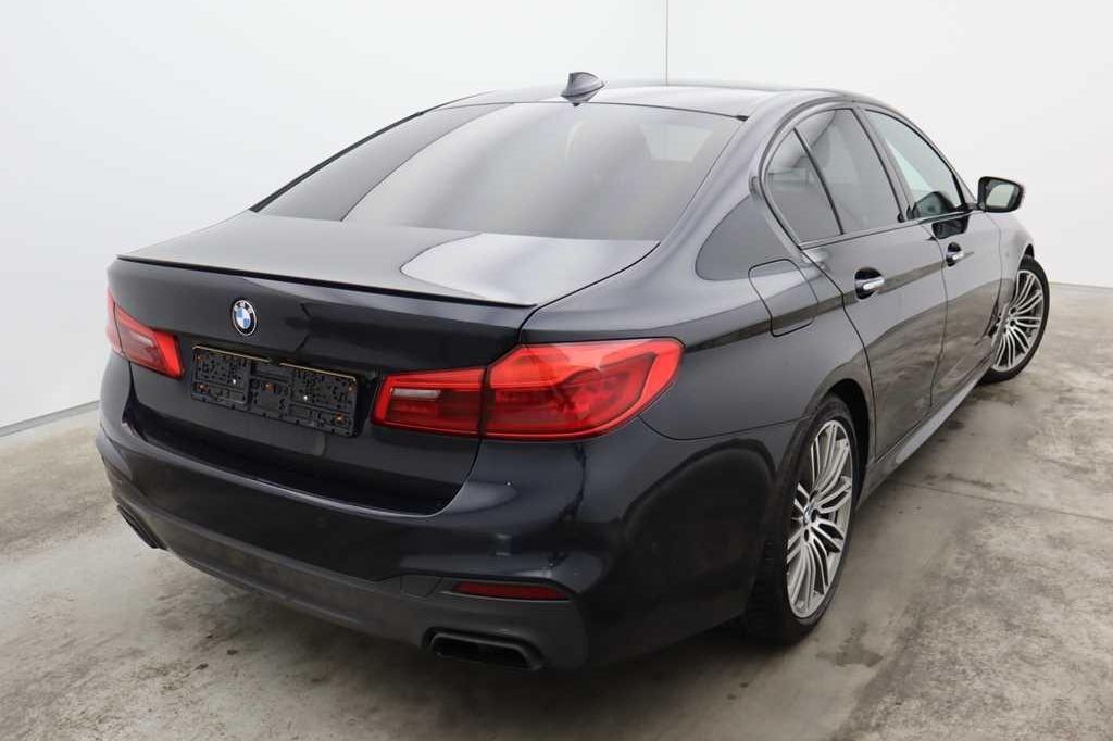 BMW 5 Series 2018 photo 4