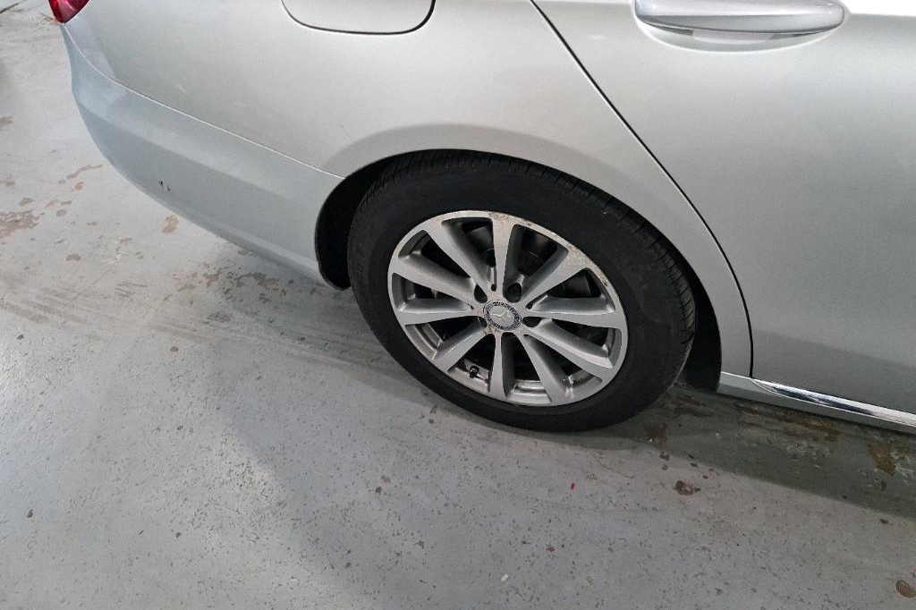 Mercedes-Benz E-Klasse 2017 фото 24