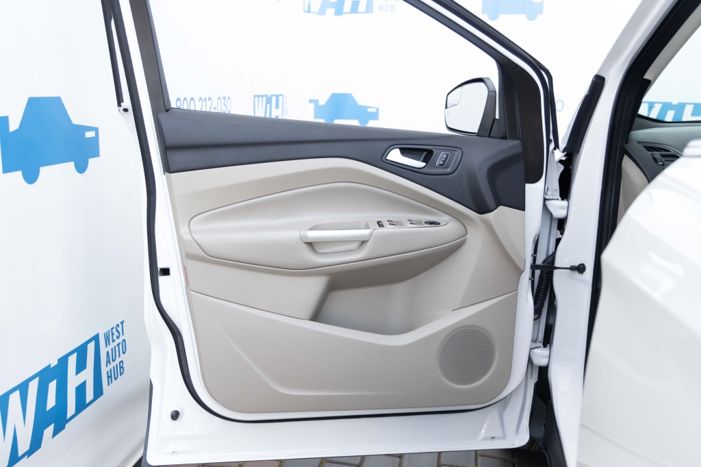 Ford Escape SEL 2019 photo 13