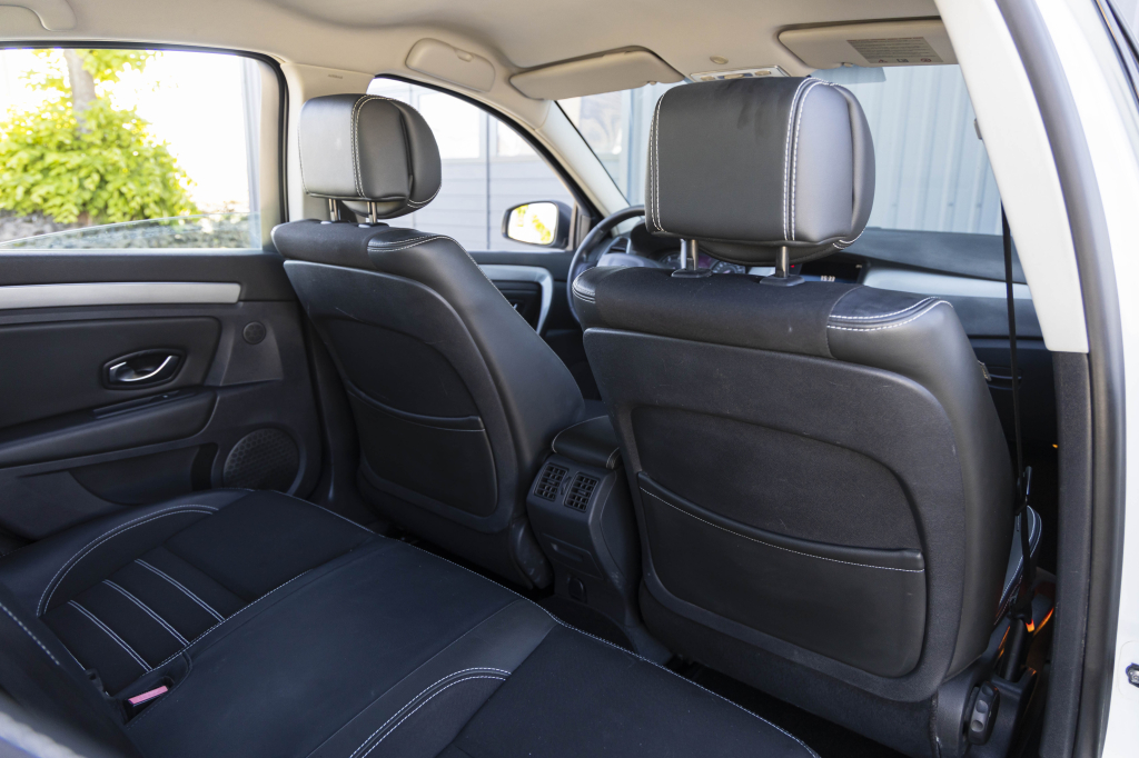 Renault Laguna 2014 фото 28