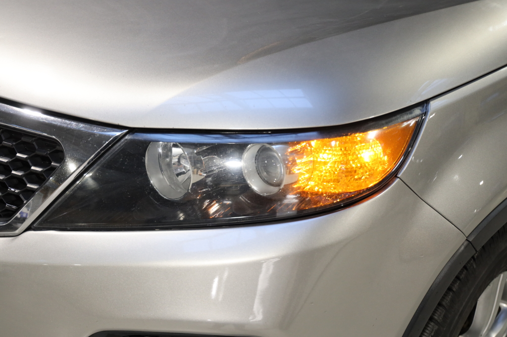 Kia Sorento 2012 photo 6