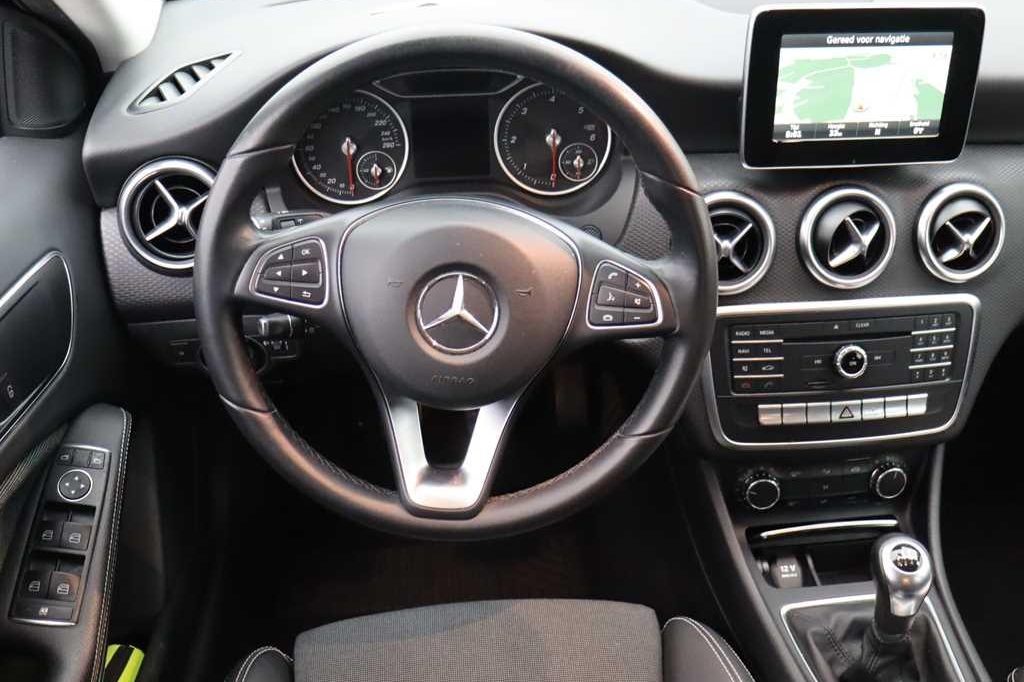 Mercedes-Benz A-Klasse 2017 photo 6