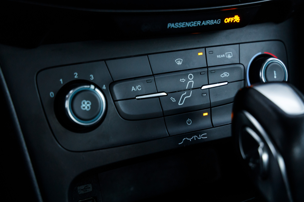 Ford Focus SE 2016 фото 8