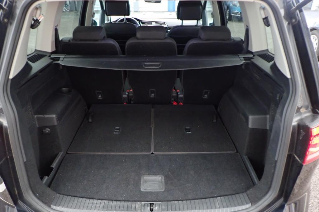 Volkswagen Touran 2017 фото 4