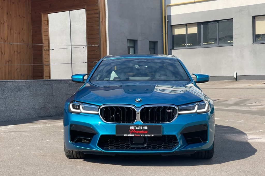 BMW M5 2020 фото 10