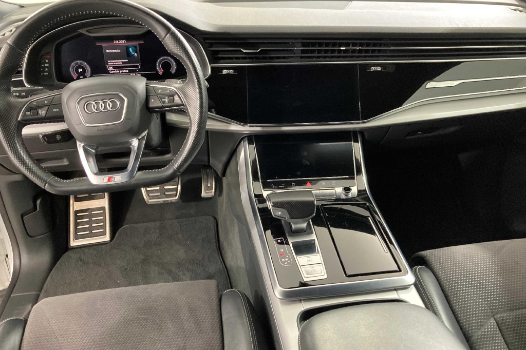 Audi Q8 2019 photo 3