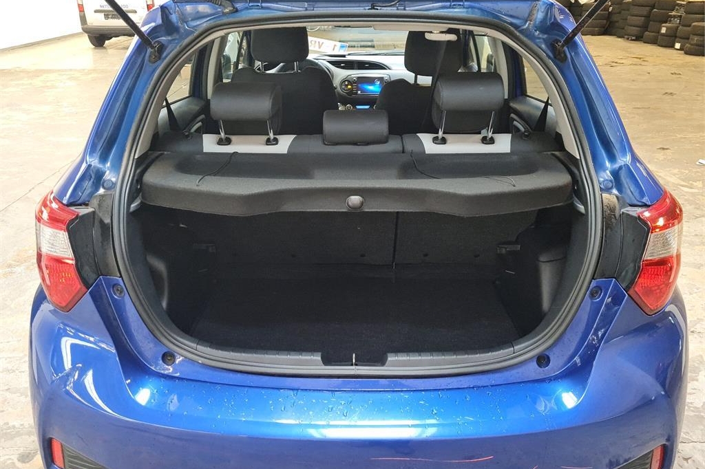 Toyota Yaris 2019 фото 4