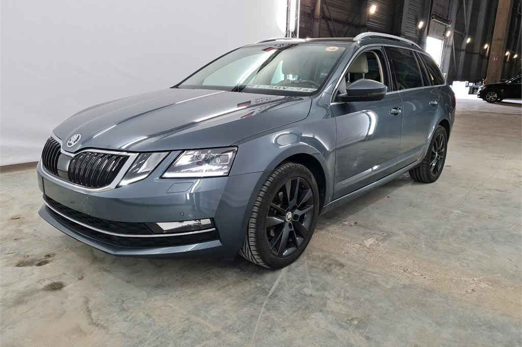 Skoda Octavia Combi 2017 фото 6