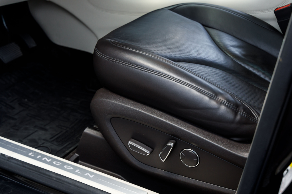 Lincoln MKC 2016 photo 31