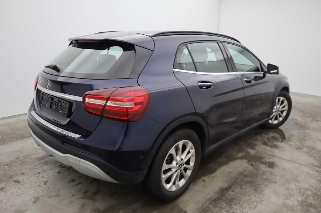 Mercedes-Benz GLA-Class 2018 фото 5