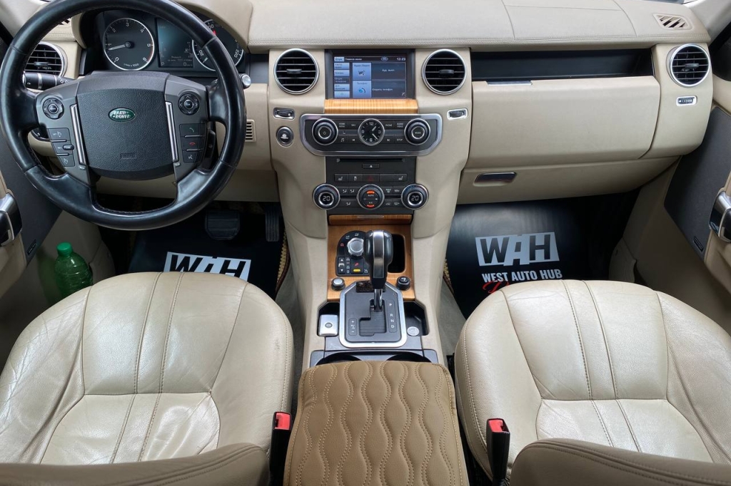 Land Rover Discovery 2012 фото 15