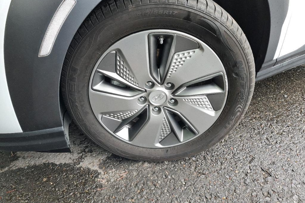 Hyundai Kona 2020 фото 13