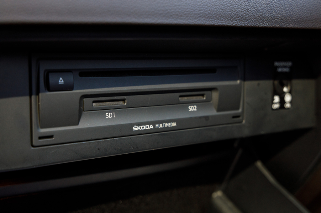 Skoda Octavia Laurin&Klement 2014 photo 28