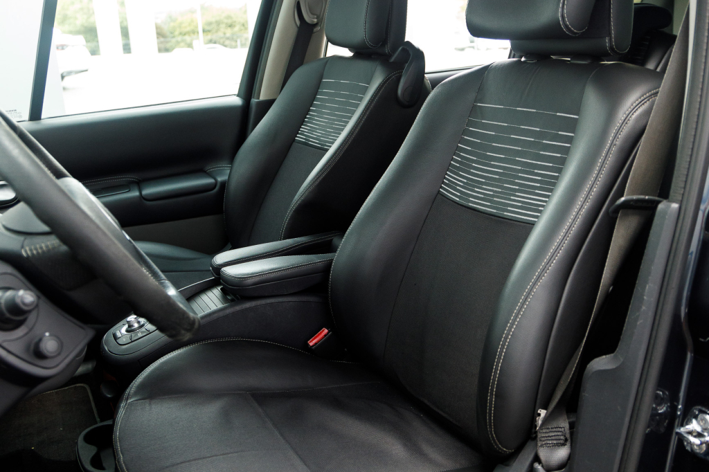 Renault Grand Scenic 2008 photo 23