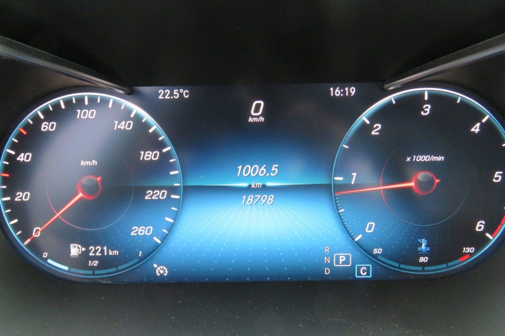 Mercedes-AMG C-Klasse 2019 фото 4