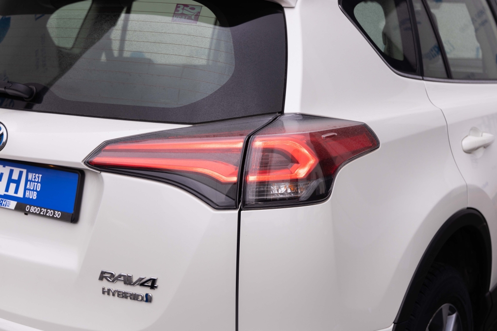 Toyota RAV4 Hybrid 2017 фото 7