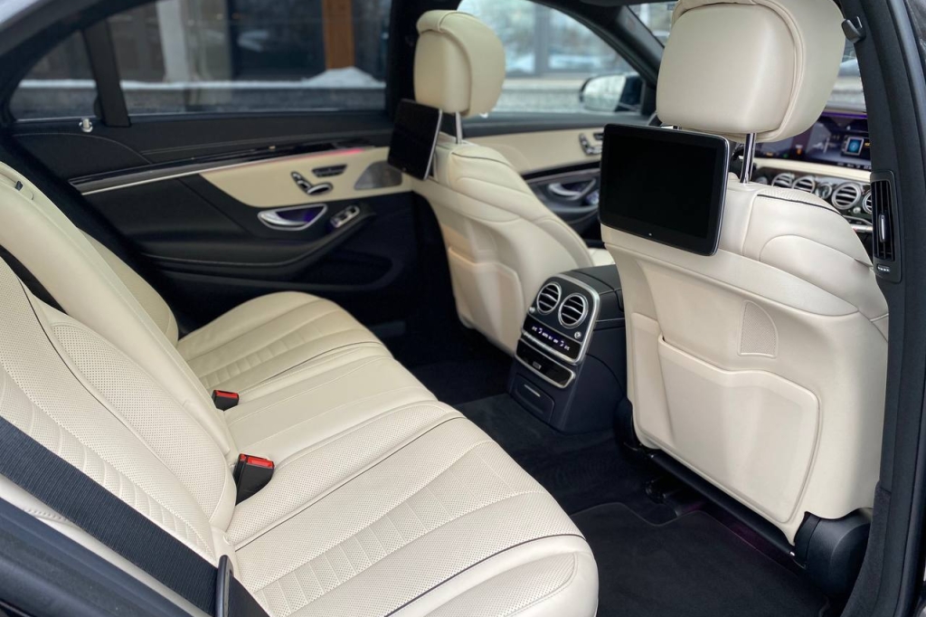 Mercedes-Benz S 560 4MATIC 2018 photo 13