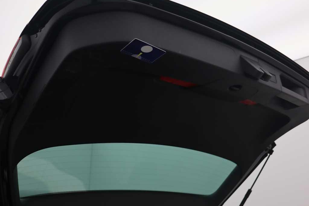 Volkswagen Passat Variant 2018 photo 36