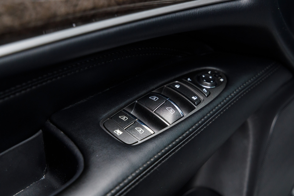 Infiniti JX 35 2013 фото 3