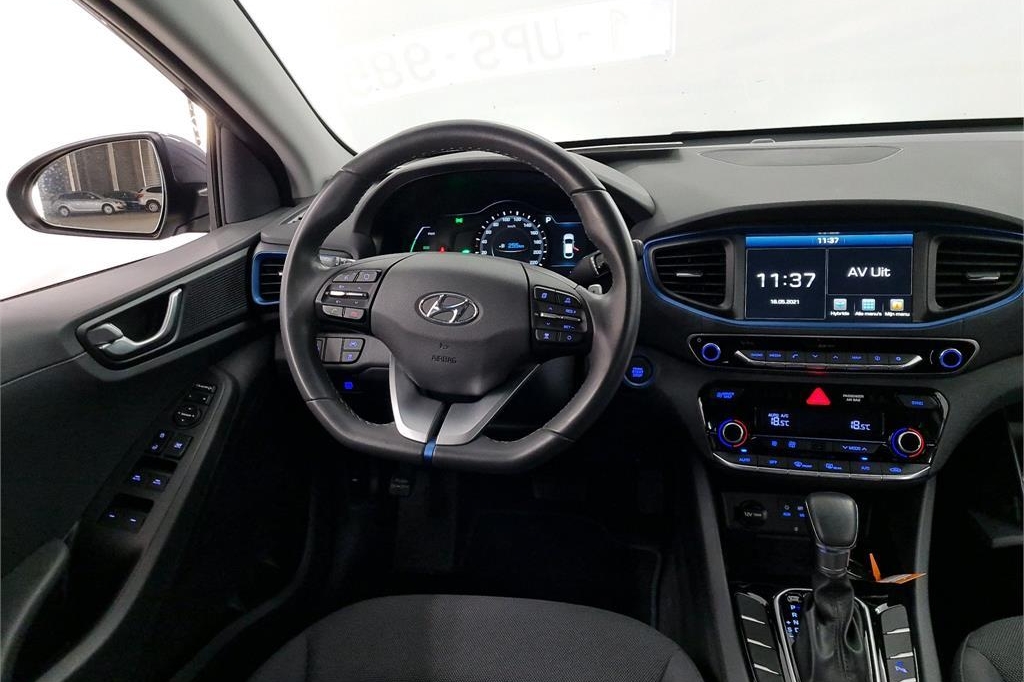 Hyundai Ioniq 2018 фото 7