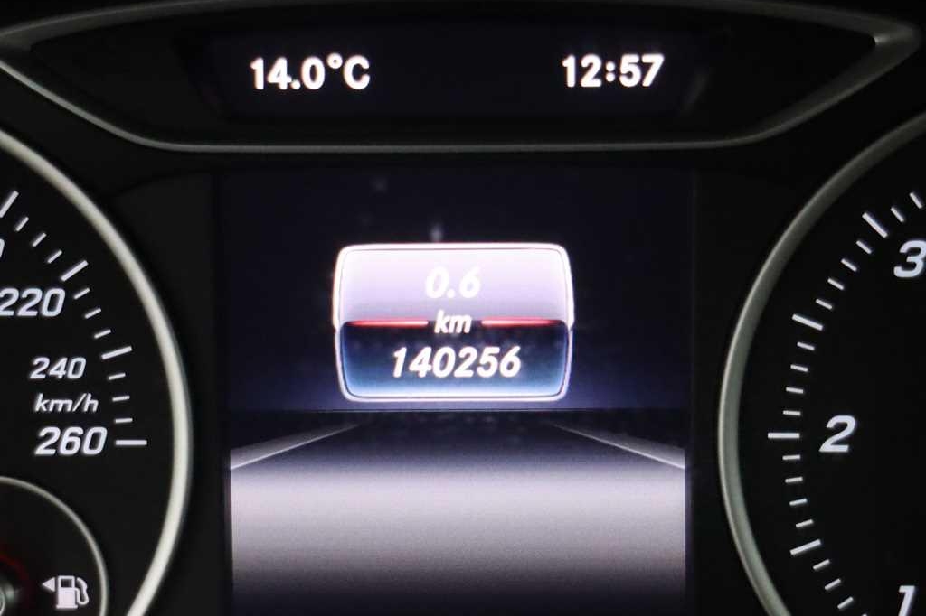 Mercedes-Benz A-Klasse 2017 photo 2