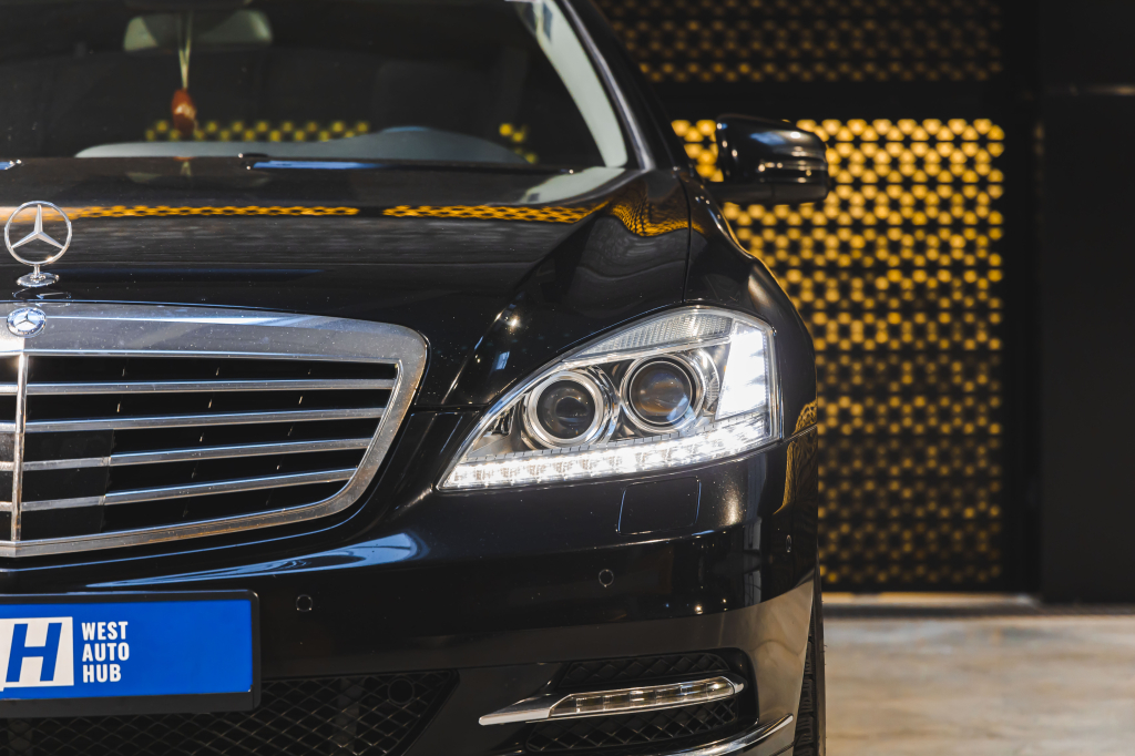 Mercedes-Benz S-Class 2011 photo 5