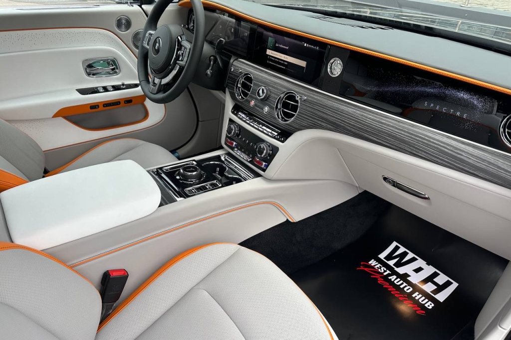 Rolls-Royce Spectre 2024 photo 25