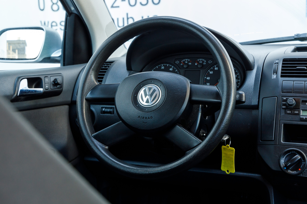 Volkswagen Polo 2004 фото 10