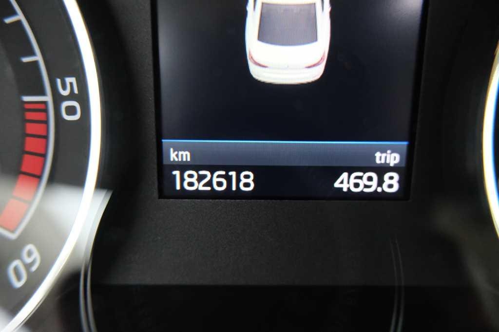 Skoda Superb 2018 фото 3