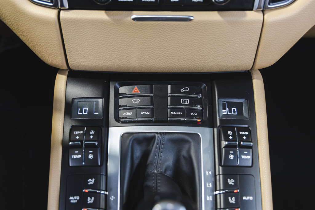 Porsche Macan 2016 фото 30