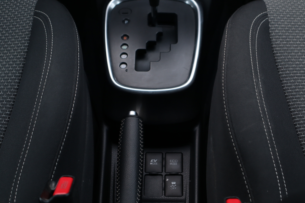 Toyota Yaris photo 11