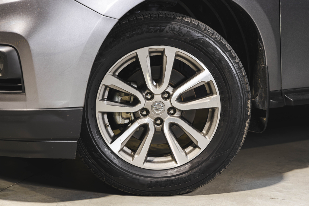 Nissan Pathfinder SV 2019 photo 1