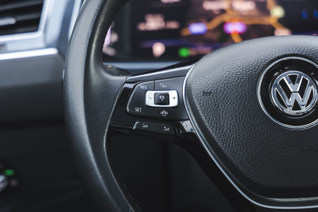 Volkswagen Tiguan SEL 2019 фото 18