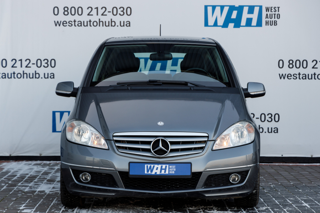 Mercedes-Benz A 160 2010 фото 1