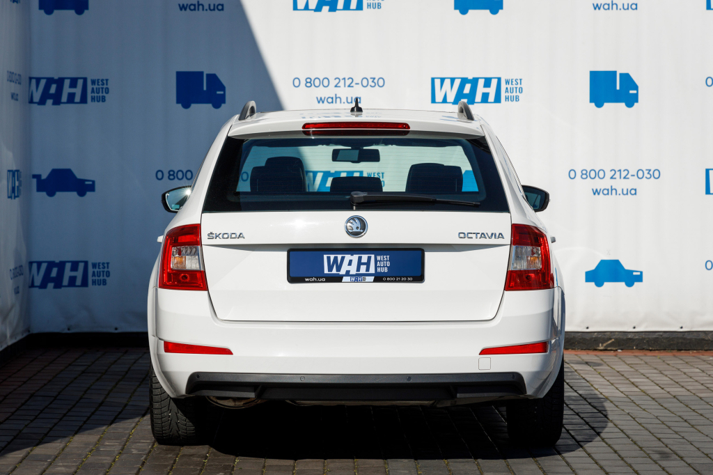 Skoda Octavia Laurin&Klement 2014 photo 5