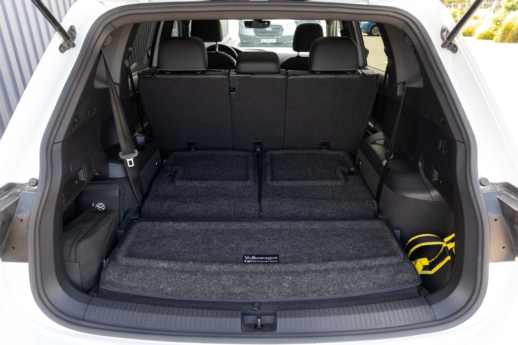 Volkswagen Tiguan SE R-Line 2022 фото 35