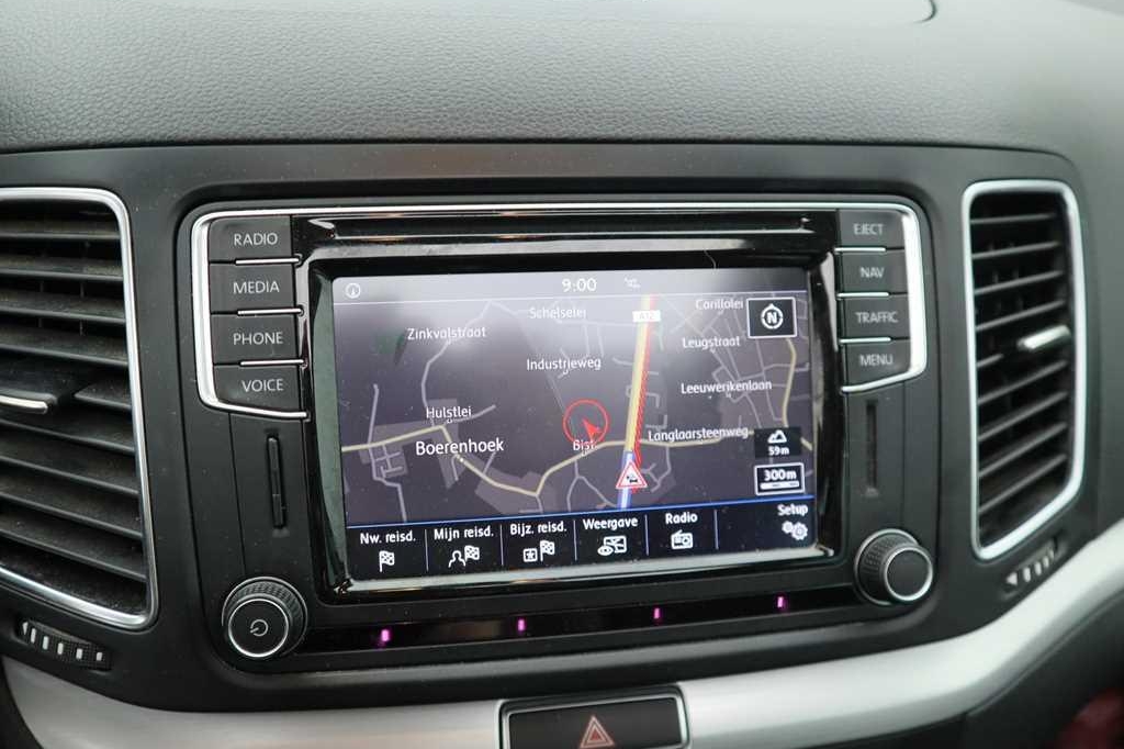 Volkswagen Sharan 2017 фото 6