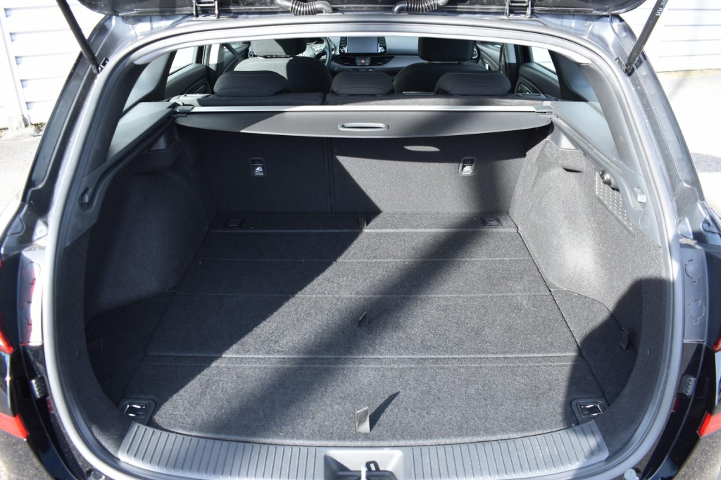 Hyundai i 30 CW 2019 фото 8