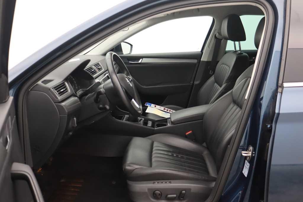 Skoda Superb 2016 фото 1