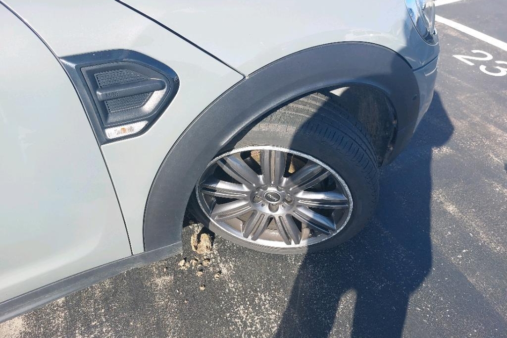 MINI Countryman 2017 photo 34