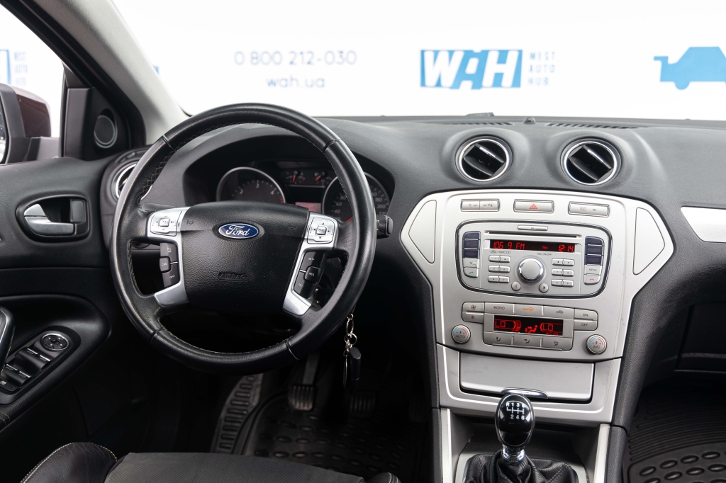 Ford Mondeo 2009 photo 20