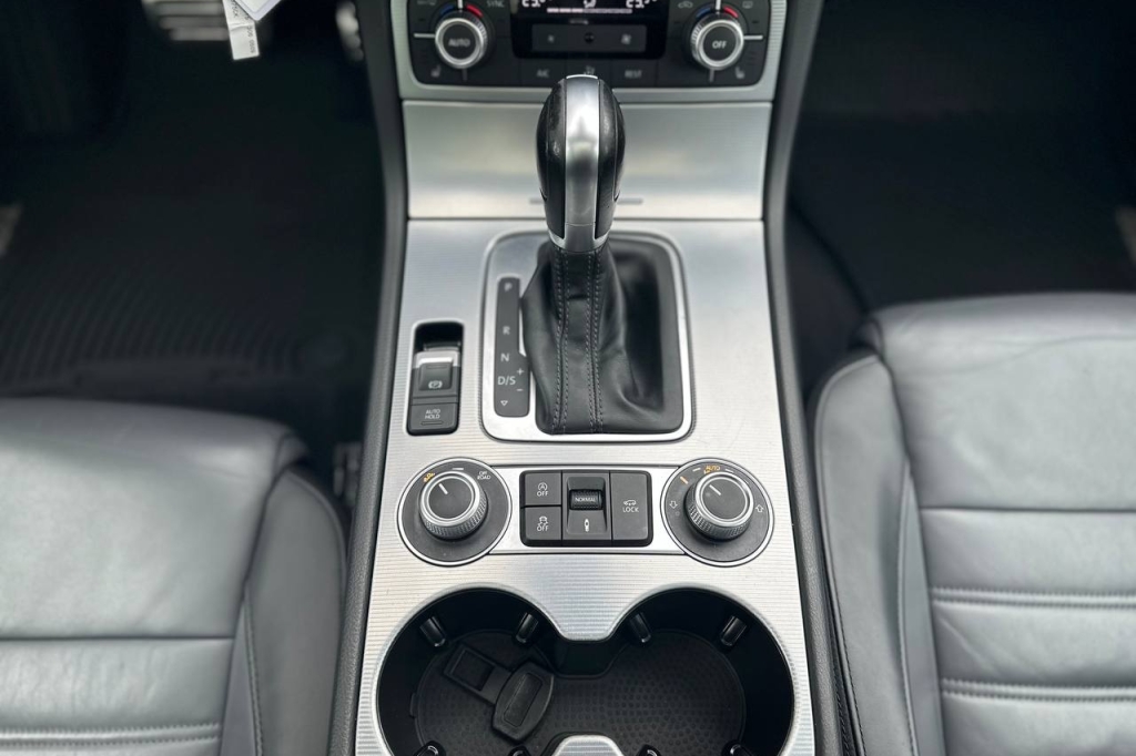 Volkswagen Touareg R-line 2015 фото 19