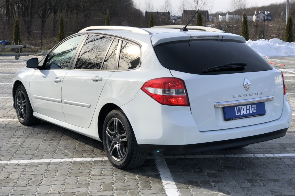 Renault Laguna фото 3